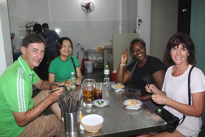 3 Hour Hoi An Walking Food Tour. Morning (HFM) - How the guide turns bites into context