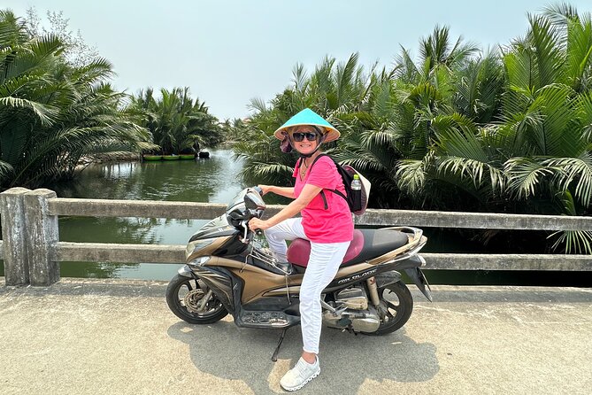 Ba Na Hills : Golden Hand Bridge( Early Morning - Private Tour ) - Golden Bridge area plus wine cellar and flower gardens