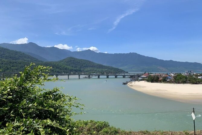 BaNa Hills with Golden Bridge 1 Day Tour from Hoi An/Da Nang - Golden Bridge: How to Enjoy the Walk Without Burning Out
