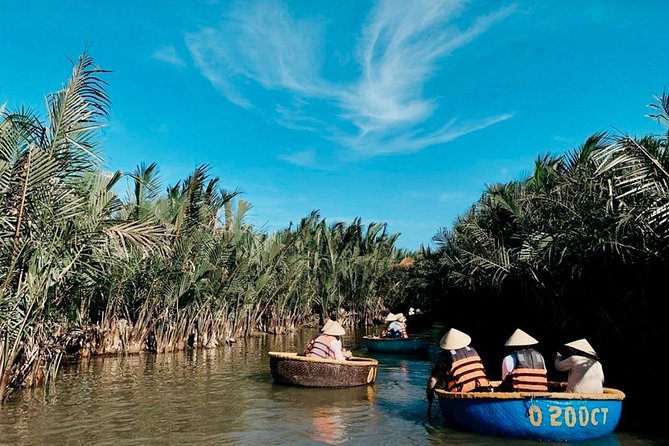 Basket Boat Tour, Hoi An city, boat trip and lantern release - Cam Thanh coconut forest: the bamboo basket boat paddle (and the food after)