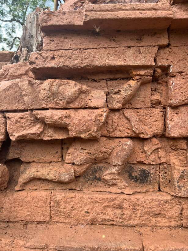Best tour/ transfer to My Son Sanctuary - Language and guide quality: what “English-speaking” usually means here