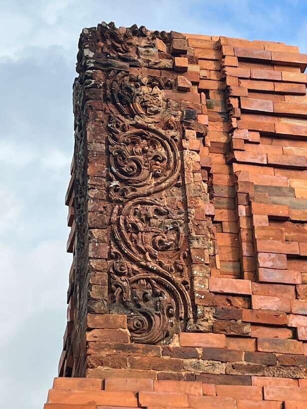 Best tour/ transfer to My Son Sanctuary - The Golden Bridge and Buddha/check-in stops: confirm what’s included
