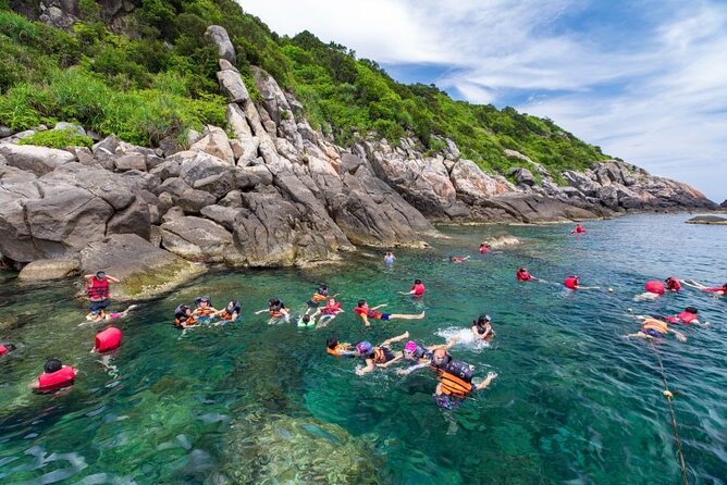 Cham Island Day Tour from Hoi An with Group tour - Au Thuyen and the pagoda-and-temple rhythm: quick culture that doesn’t eat your day