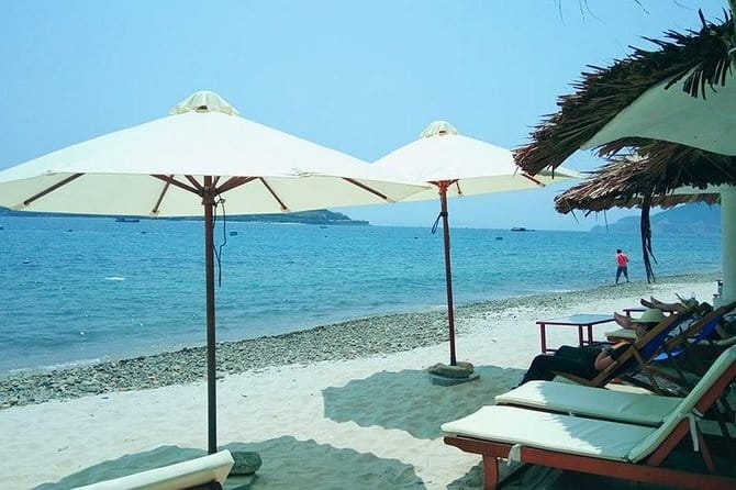 Cham Island Snorkeling Private Tour (Only Snorkeling & Beach) - Getting to Cua Dai Pier and the Speedboat Check-In