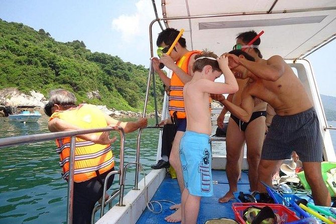 Cham Island: Snorkeling Tour - Hon Nhon Beach on Cham Island: Snorkeling Time With Real Breathing Room