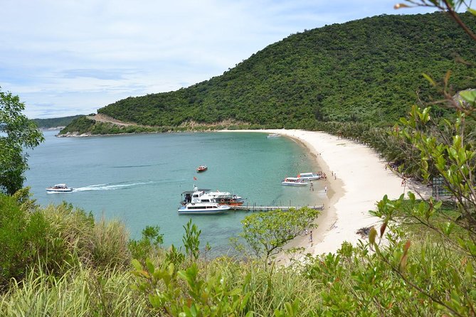 Cham Island Trip by Speed Boat including Snorkeling from Hoi An or Da Nang - Lang Beach Stop: A Beach Arrival That Actually Gives You Time