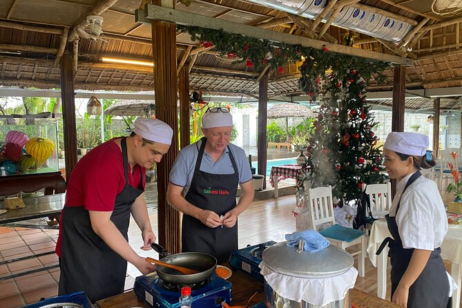 Coffee Class & Basket Boat Experience or Lantern Class -optional - Basket boat vs lantern class: choosing the countryside flavor you want