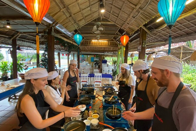Coffee Class & Basket Boat Experience or Lantern Class -optional - Guides and the tone of the day: friendly, practical, and flexible