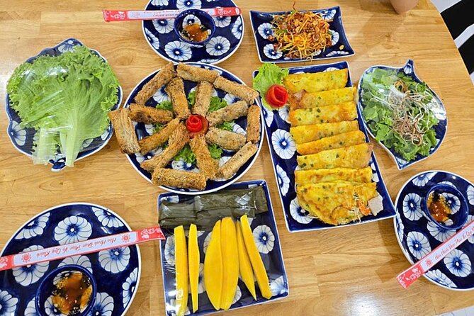 Cooking Class and Coconut Basket Boat Ride by Hangcoconut - Guides, Group Size, and English Support: What You Can Count On