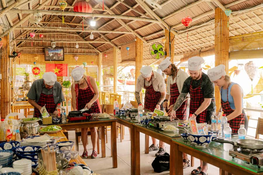 COOKING CLASS & BASKET BOAT - What you get for $13: value that comes from included basics