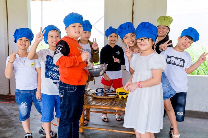 Cooking Class Hoi An - Organic Garden - Farming Tour-Handicrafts - Language help: why English and Vietnamese support makes a difference