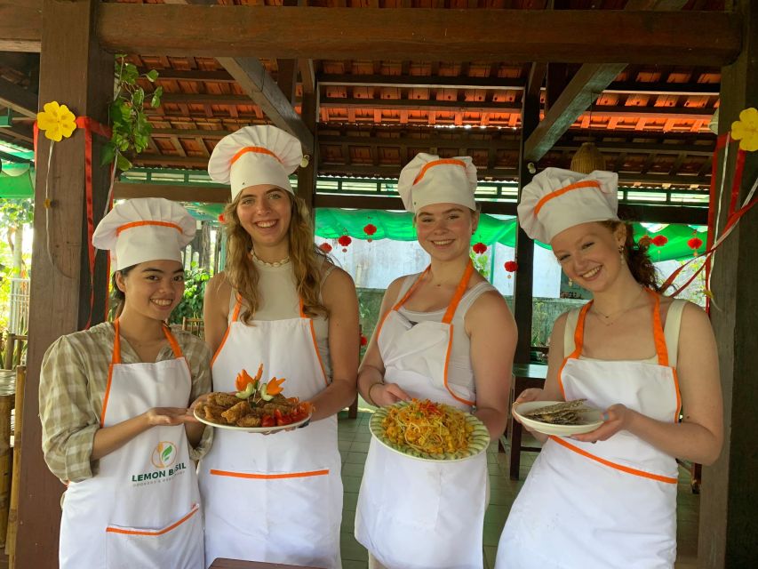 Cooking Class in Tra Que Organic Vegetable Village - Market First: Getting Ingredients in Hoi An the Local Way
