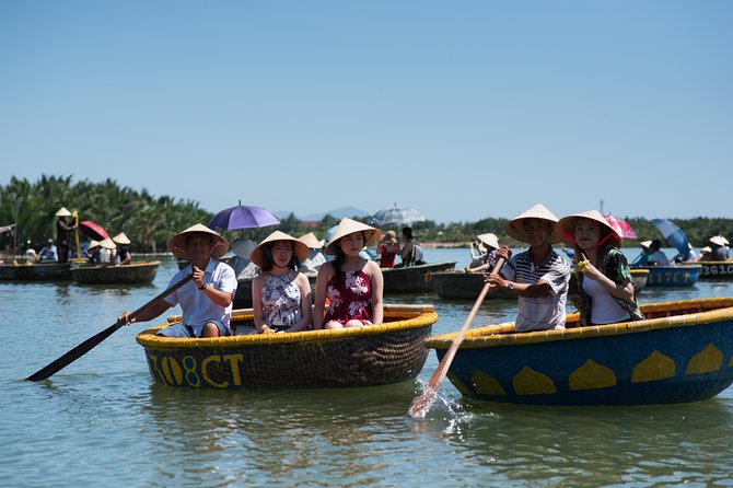 Cooking class, market tour and basket boat tour - The Real Itinerary: What Happens From Pickup to Return
