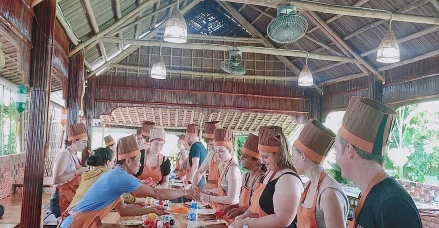 Cooking Class w Phở and Market & Basket Boat Ride in Hoi An - Key points to know before you go