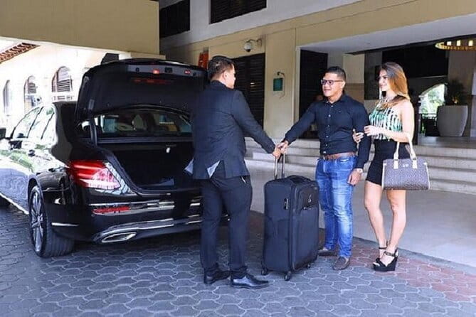Da Nang Airport Arrival Or Departure By Private Car Transfers - The Ride Experience: AC, Wi‑Fi, and Private Comfort for Up to 8
