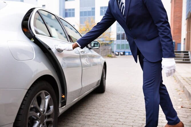 Da Nang Airport Arrival Or Departure By Private Car Transfers - Who This Transfer Is Best For (and Who Might Skip It)
