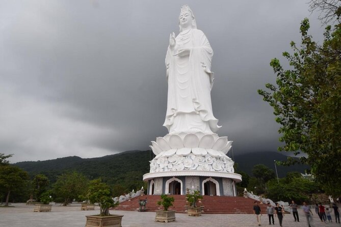 Da Nang Explore: Lady Buddha, Monkey Mountain & Am Phu Cave Tour - A half-day spiritual circuit from Da Nang or Hoi An