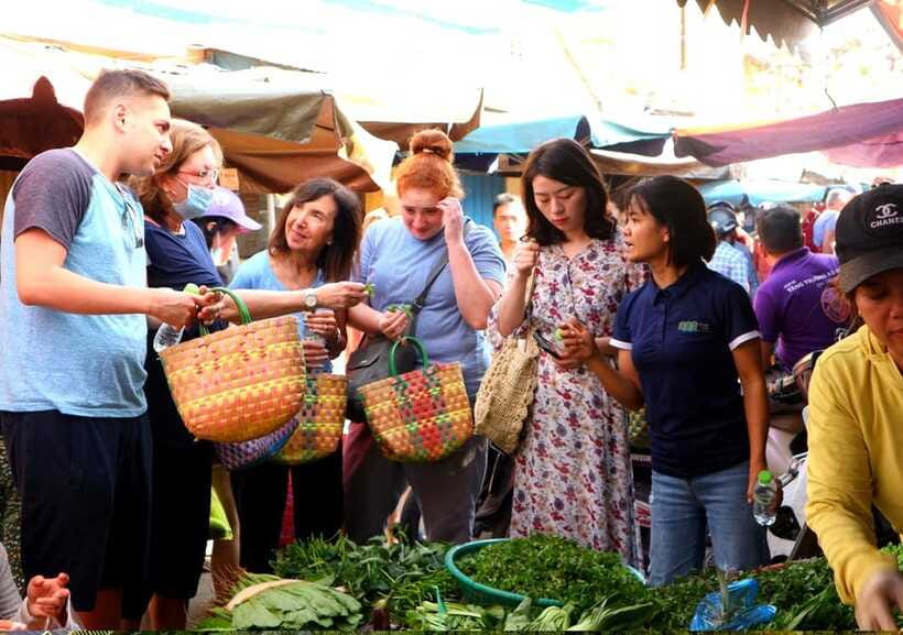 Da Nang/Hoi An: Market Tour, Basket Boat Ride, Cooking Class - Should you book this Da Nang/Hoi An market, basket boat, and cooking combo?