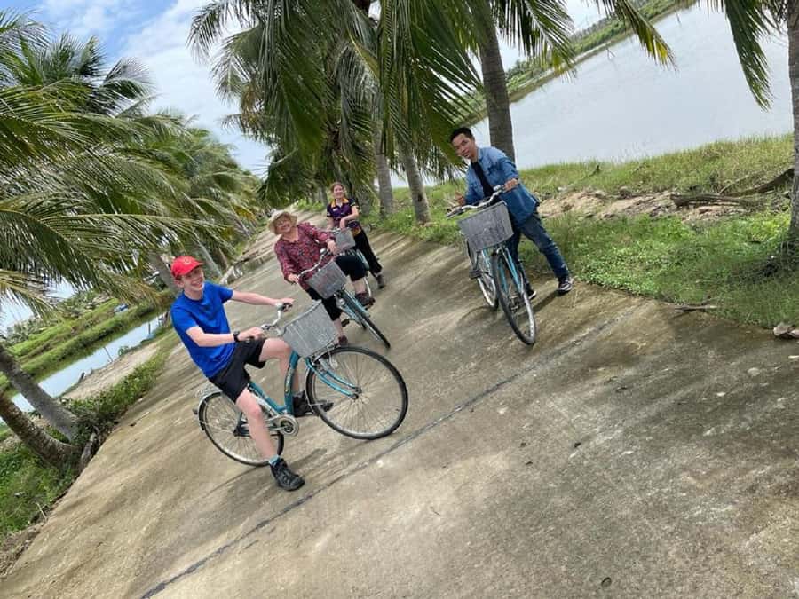 Da Nang or Hoi An: Countryside Bike & Basket Boat Tour - Family Comfort and Moderate Fitness: Know Your Limits