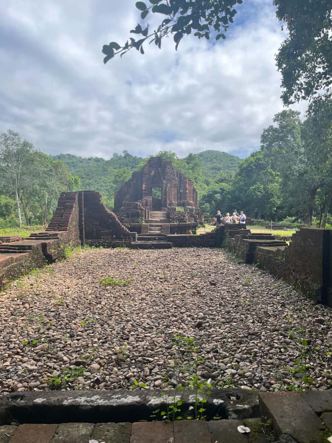 Early My Son tour/transfer to avoid crowd and the heat - The Champa spiritual performance: why it’s worth your attention
