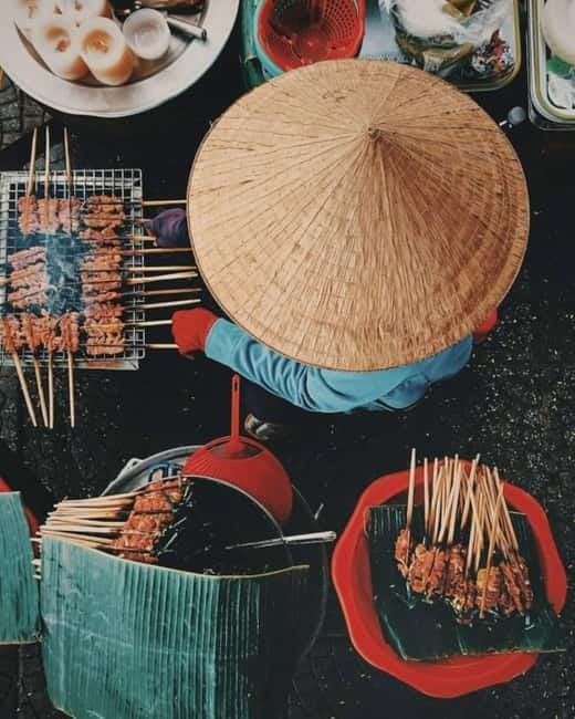 Eat Like a Local – Hoi An Evening Food Tour - The food lineup: 5–6 dishes, plus dessert and an herbal drink
