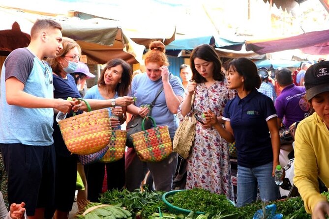 Experience Local Market and Boat Ride with Cooking Class - Hoi An market pickup and ingredient briefing that actually helps