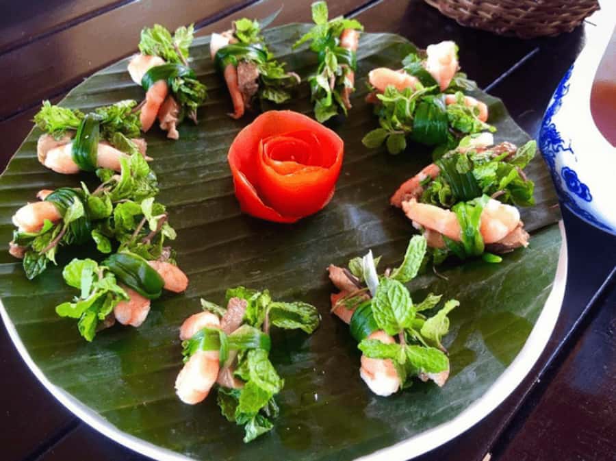 Experience Tra Que Cooking Class with Locals in Herb Village - Garden views and a small-group pace (10 people max)