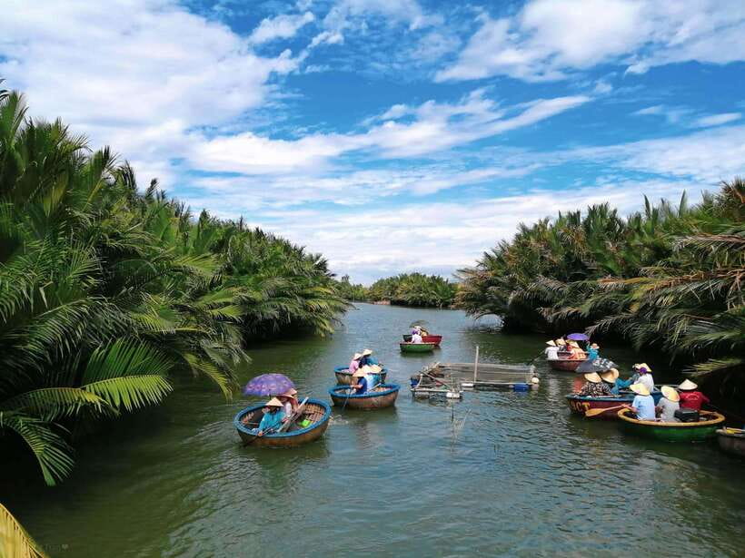 From Da Nang: Hoi An Ancient Town & Monkey Mountain Day Tour - Non-Nuoc Stone Carving Village: souvenir shopping with a purpose