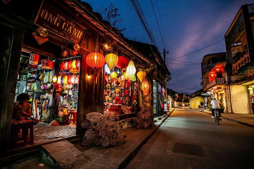 From Da Nang: Hoi An Ancient Town & Monkey Mountain Day Tour - Hoai River lantern release and night market time