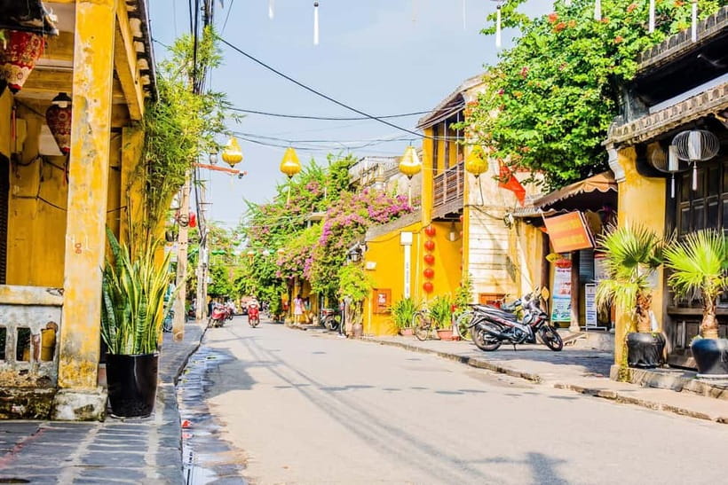 From Da Nang: Hoi An Old Town Tour, Night Market & Boat Ride - Phuc Kien Assembly Hall: Chinese merchant culture and ancestor worship