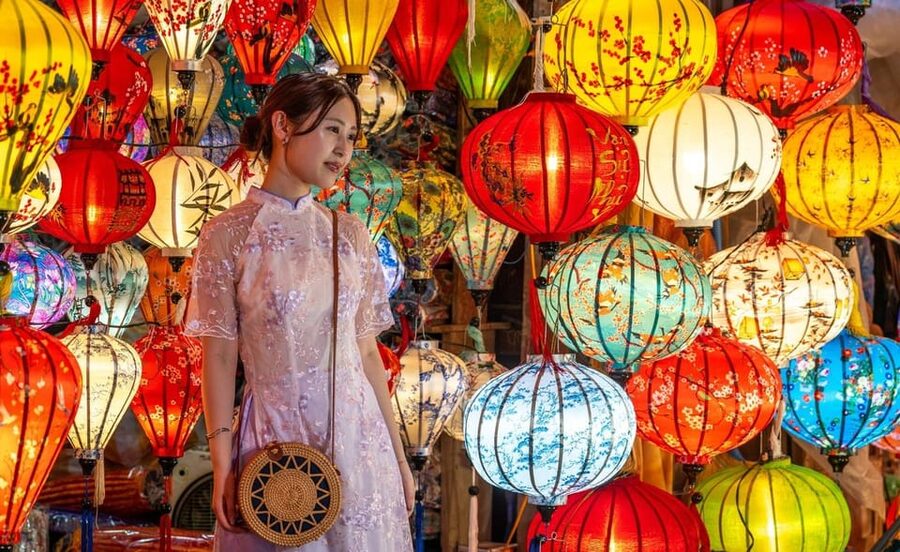 From Hoi An/ Da Nang: Hoi An City Tour & Release Lanterns - Japanese Bridge: A Small Structure With Big Meaning