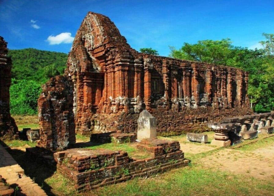 From Hoi An: Half-Day My Son Sanctuary & Sunset Cruise - Banh Mi on the Boat: A Small Meal That Fits the Timeline