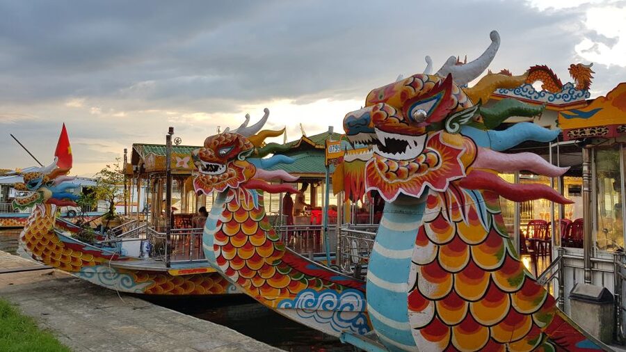 From Hoi An: Hue City Private Tour with Guide - How the private format really feels (guide quality varies)