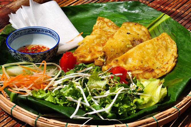 Full-Day Vietnamese Cuisine Cooking Experience with Hoi An Market Tour - Hoi An Market First: learn ingredients before you cook