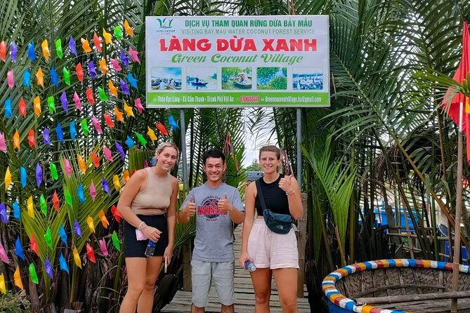 Green Coconut Village Cooking Tour (Local Market,Basket Boat and Cooking) - Bamboo Basket Boats in Practice: Paddling, Balance, and Fun