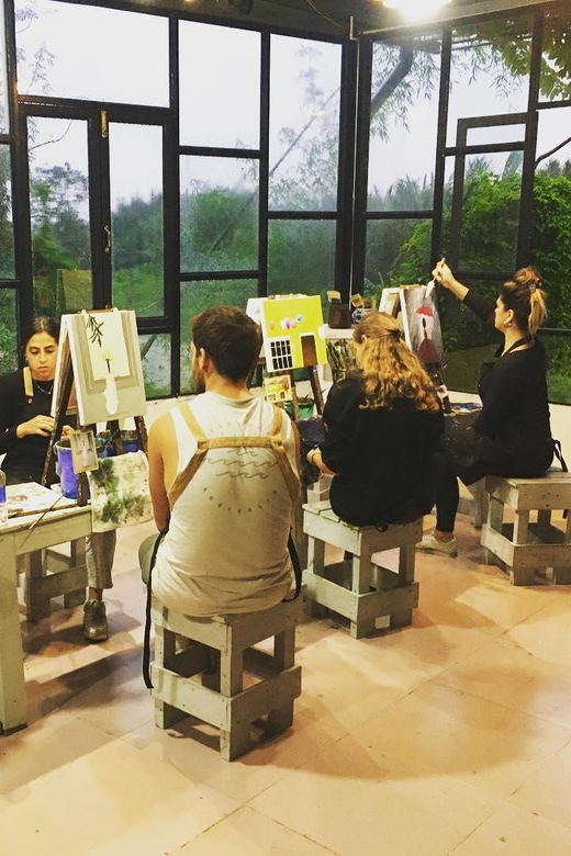 Hoi An: 2 Hours Painting Class with Local Artist in Oldtown - Hoi An Old Town + Acrylic Paint in Two Hours