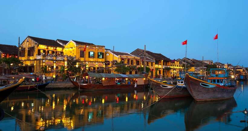 Hoi An Ancient Town & Coconut Village Basket Boat Tour - The coconut-forest reality check: crowds and quick hands-on time