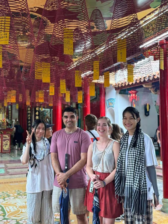 Hoi An: Ancient Town Walking Tour with Lantern Boat Ride - First Steps on Phan Chu Trinh: How the Tour Starts and Stays Manageable