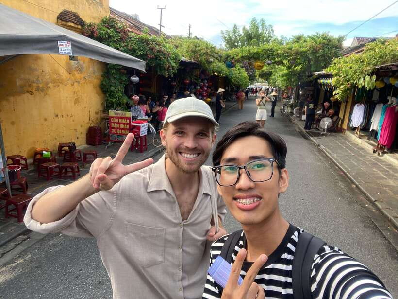 Hoi An Ancient Town - Walking Tour with Local Guide - Ba Mu Temple Gate to the Japanese Covered Bridge: the Core Icons