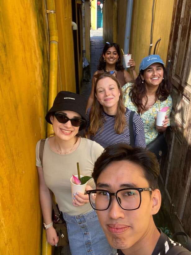 Hoi An Ancient Town - Walking Tour with Local Guide - Kazik Park, Tấn Kí Heritage House, and the Performance House