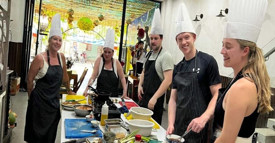Hoi An Authentic Cooking Class with Pro Chef in Small group - Market walk: getting ingredients like a local (optional, but useful)
