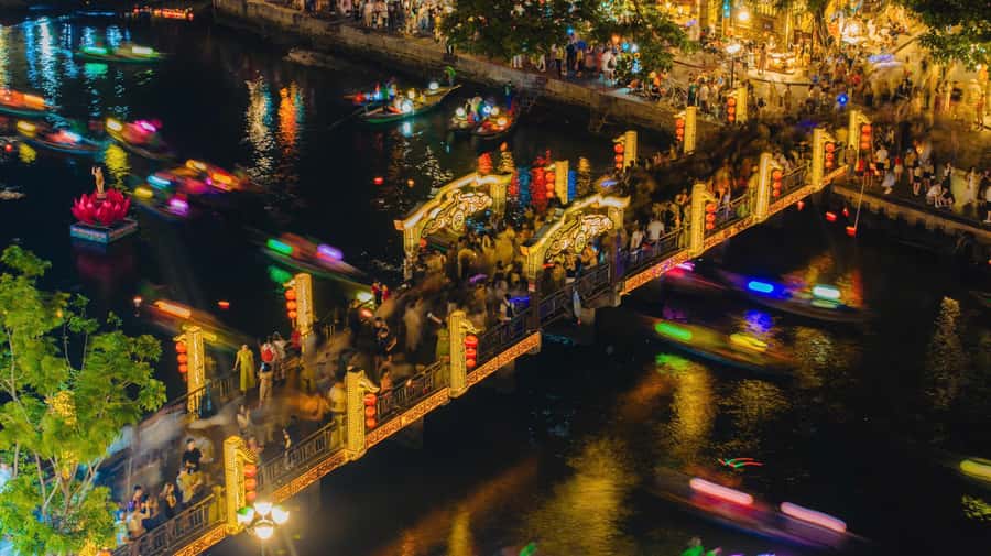 Hoi An : Bamboo Basket Boat Ride & Lantern Boat Trip . - Two boat rides that feel different, not repetitive