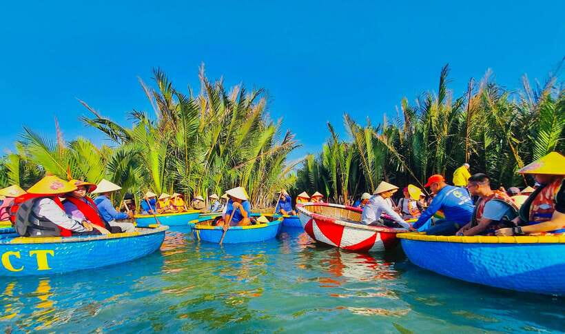 Hoi An : Bamboo Basket Boat Tour and Transfer - Crab Netting Near the Fisherman’s Area