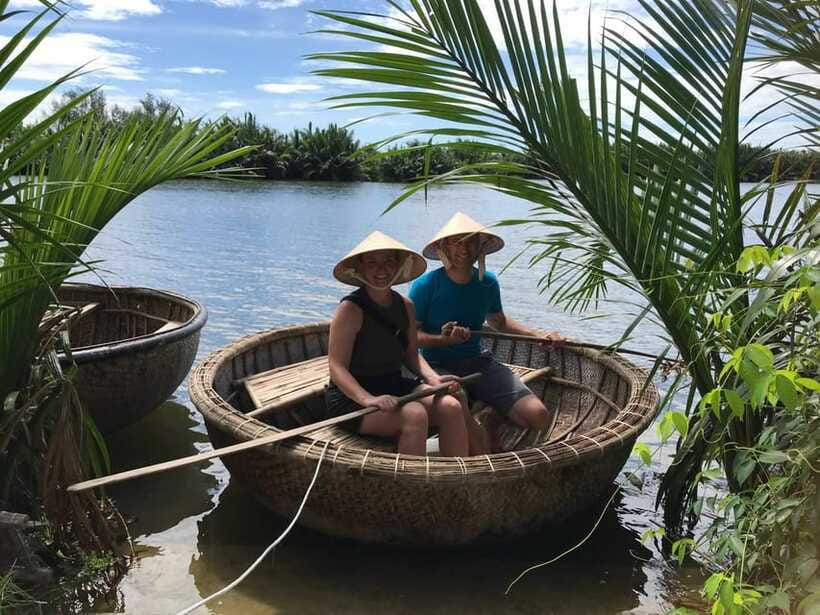 Hoi An: Basket Boat and fishing Crabs Tour - What to bring: sun, comfort, and bug protection are non-negotiable