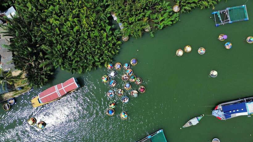 Hoi An: Basket Boat Ride by The Basket Boat Café - A basket boat ride that starts at a café, not a pier