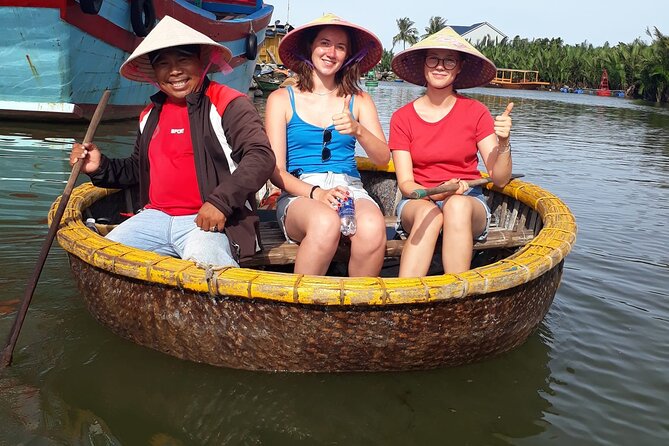 Hoi An Basket Boat Tour ( basket boat, visit water coconut forest, fishing crab) - The basket boat show: rowing performance, music, and the optional spinning rides