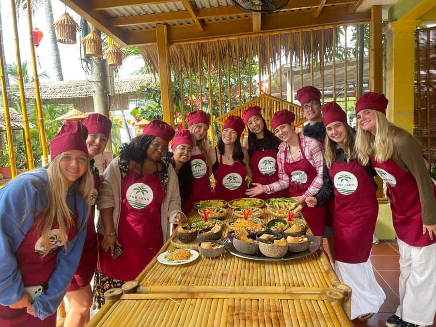 Hoi An: Basket Boat with Lantern-Making & Cooking Class Tour - Hotel Pickup, Market Shopping, and the Cooking-Class Ingredient Hunt