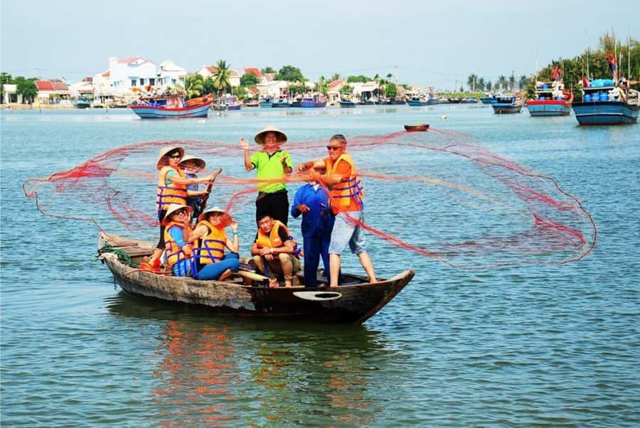 Hoi An: Basket Boat with Lantern-Making & Cooking Class Tour - Value Check: Why This Feels Like a Deal at $30