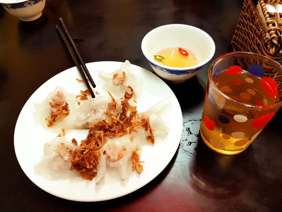 Hoi An: Bike Tour to Countryside and Food Tour - Pedaling out of the old-town bubble