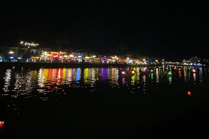 Hoi An Boat Ride and Release Lantern, Night Market Private Tour - Pickup and meeting point: how to avoid the first 10 minutes stress